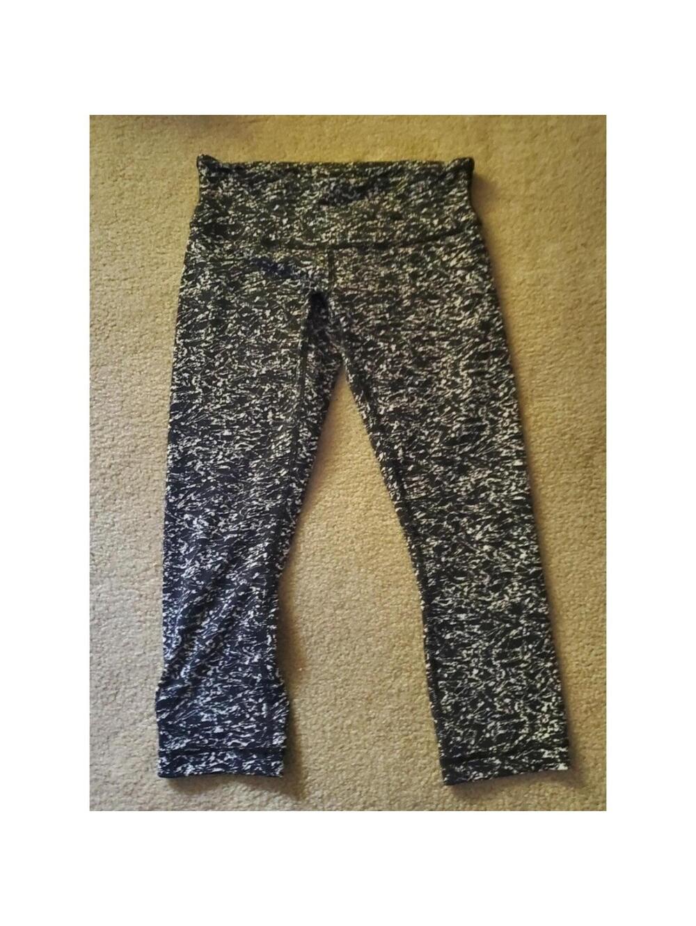 lululemon leggings women's  sz 6 black geometric white
